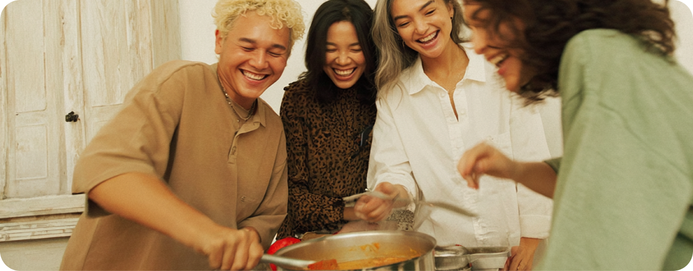 friend-cooking